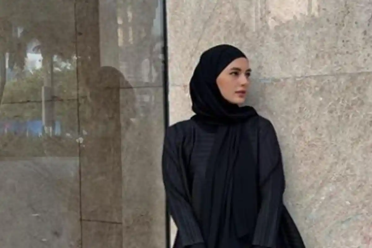 Paula Verhoeven Ungkap Alasan Pergi Umroh Tak Bersama Baim Wong