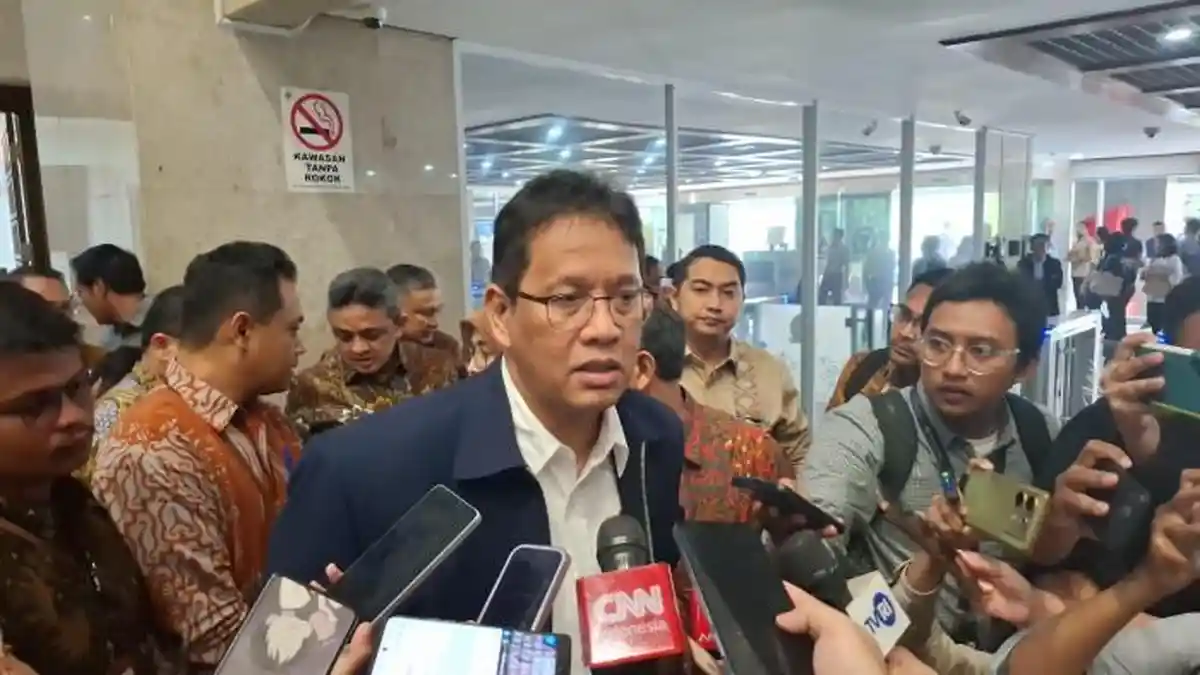 POLEMIK Pemangkasan Transfer ke Daerah, 18 Gubernur Protes, Teddy dan Dasco Bertemu Menkeu Purbaya