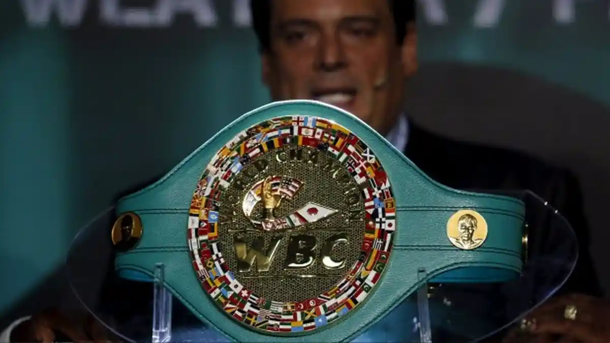 Floyd Mayweather Vs Manny Pacquiao: Perebutan Sabuk Seharga Rp 12,9 Miliar