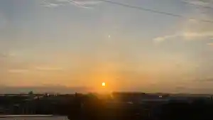 Langit-Batam-Sabtu-76-pagi-cerah-berawan.jpg