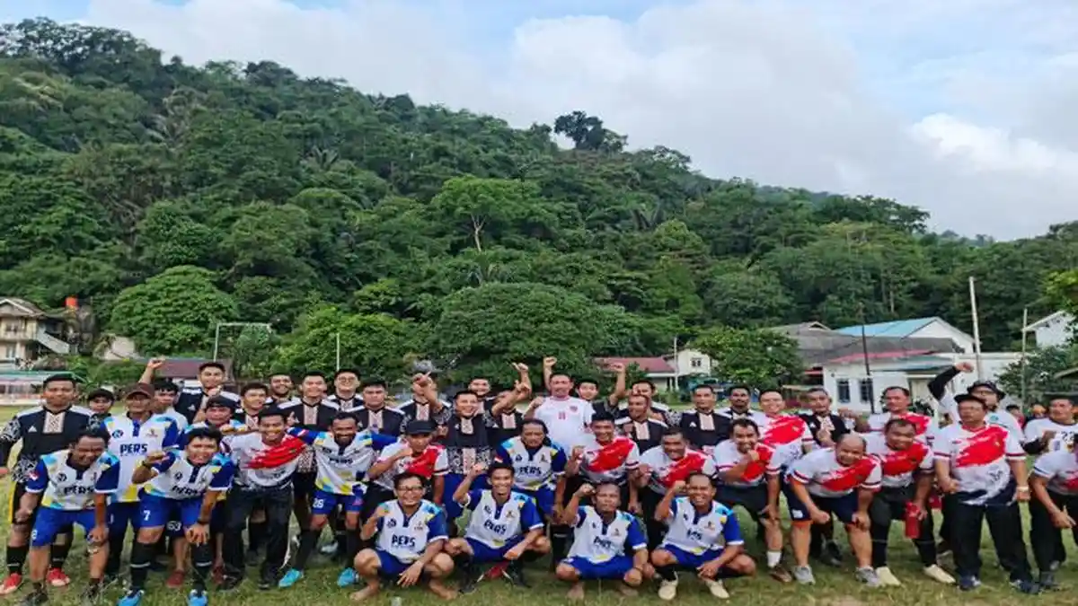 Sambut Hari Bakti Adhyaksa ke 64, Cabjari Natuna di Tarempa Gelar Pertandingan Sepak Bola