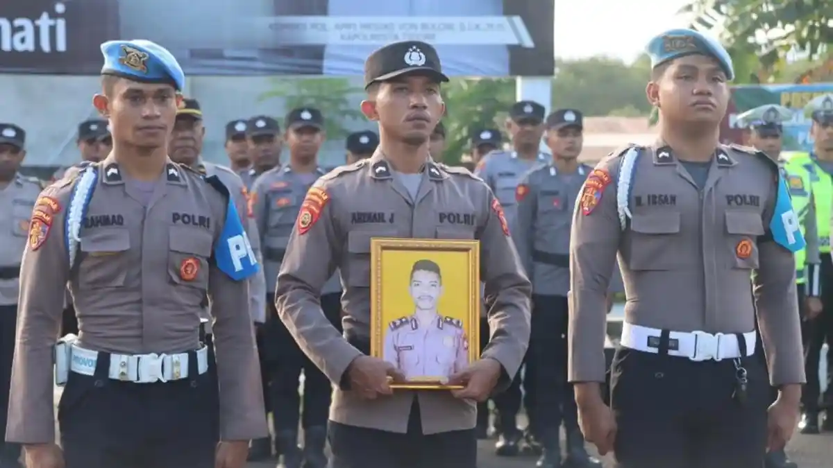 Polresta Tidore PTDH Briptu Idan Kadir, Kapolresta: Ini Bentuk Komitmen Penegakan Disiplin