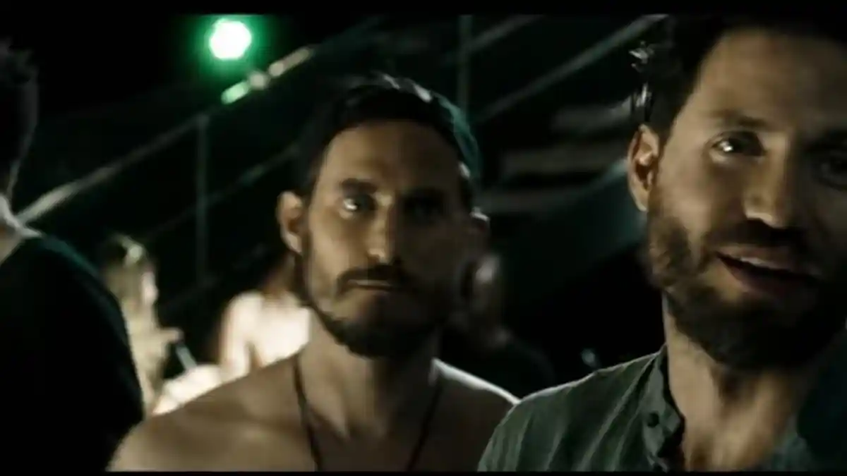 Sinopsis Point Break Bioskop Trans TV Pukul 21.30 WIB Aksi Keanu Reeves Berselancar