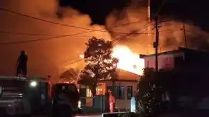 Gudang-PLN-Ende-Terbakar.jpg