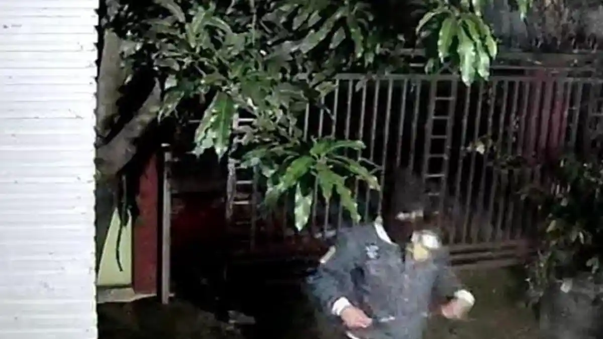 Maling Ala Ninja Gondol Motor Warga Mojowarno Jombang