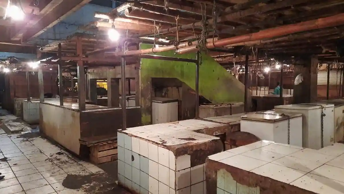 Buntut Mogok Massal, Lapak Pedagang Daging Sapi di Pasar Kranji Kosong, Pembeli Kebingungan