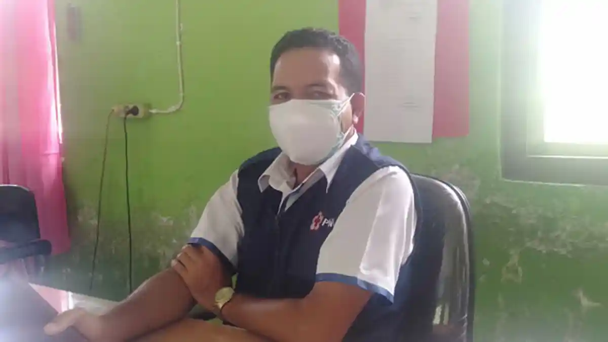 Dinkes Ngada Ambil Sampel Swab Terhadap 59 Orang yang Kontak Erat Dengan Pasien Covid-19