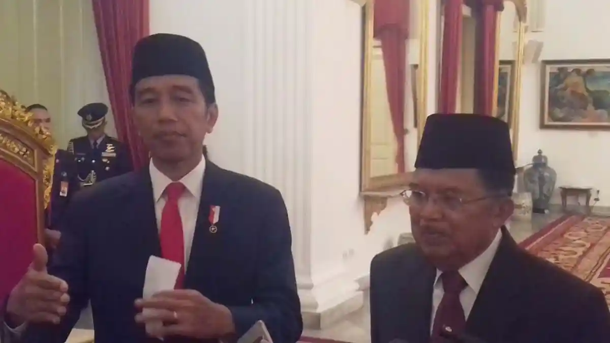 Jokowi Jelaskan Alasan Pertahankan Airlangga Hartarto di Kabinet