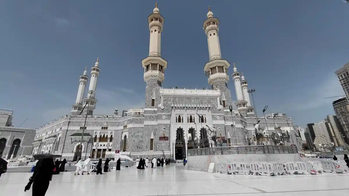 Suasana Terkini Masjidil Haram, Jemaah Haji dari Berbagai Negara Mulai Berdatangan