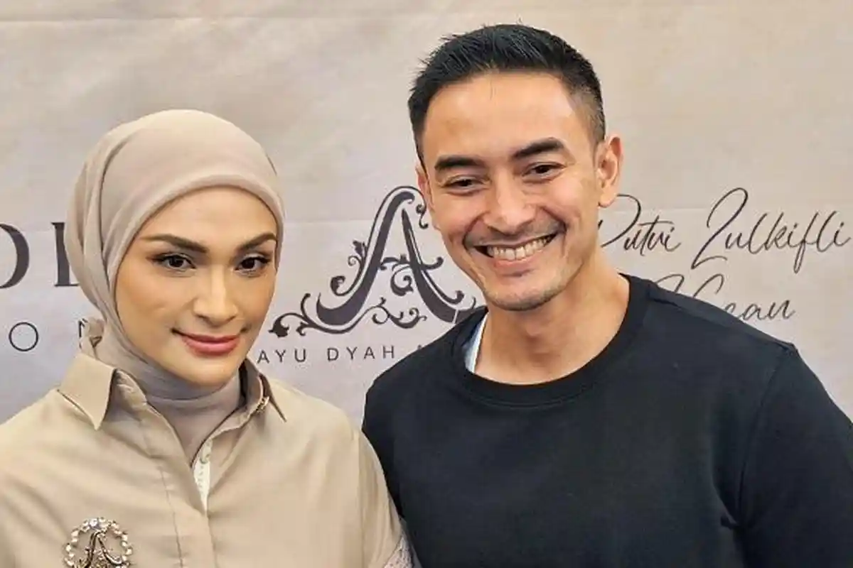 Bantah Pernikahannya dengan Zumi Zola karena Urusan Politik, Putri Zulhas: Pokoknya Doain Aja