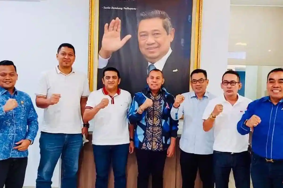 Mundur dari NasDem, Toke Awi Silaturahmi ke Kantor Partai Demokrat Aceh, Ada Apa?