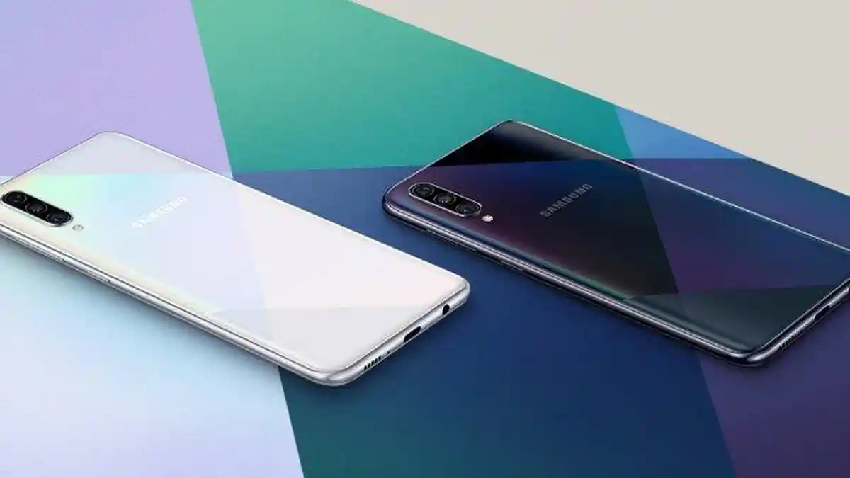 Daftar Harga HP Samsung Terbaru Februari 2020, Samsung Galaxy Shingga Galaxy Fold