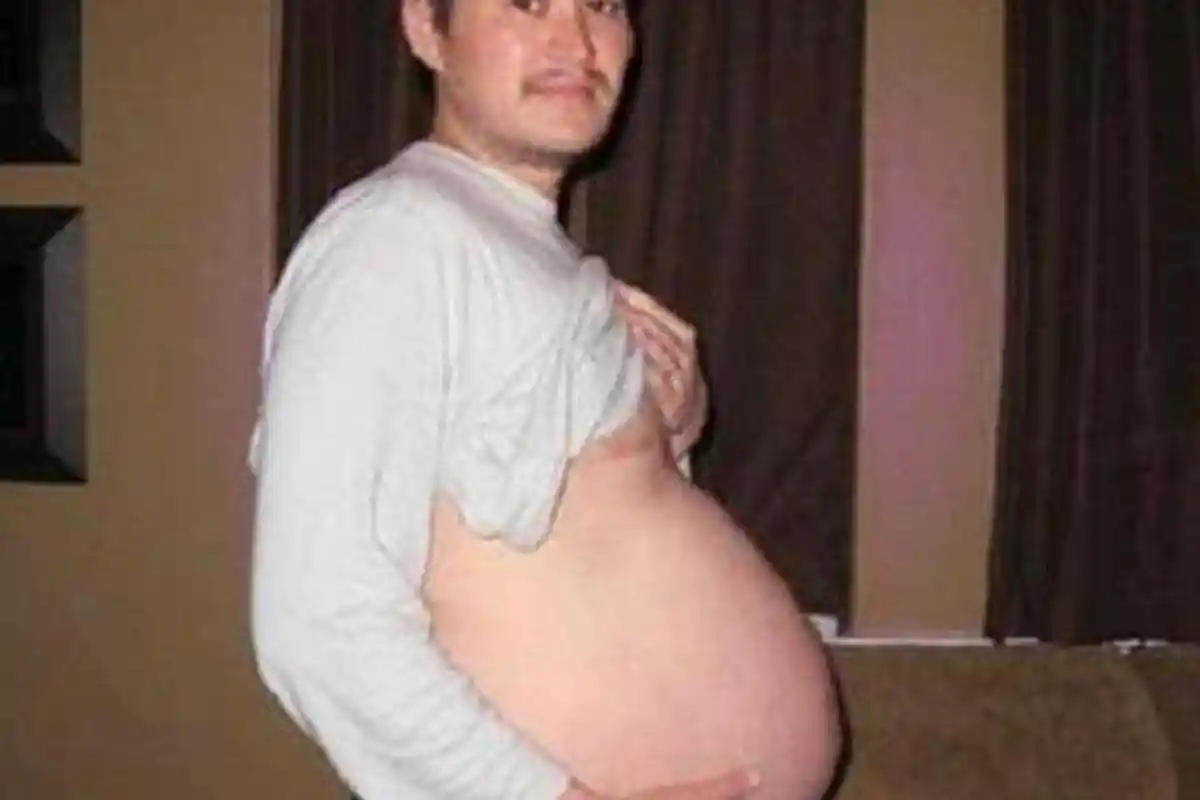 Inilah Pria Pertama yang Gegerkan Dunia, Bisa Hamil dan Melahirkan Anak, Terkuak Kisah Viralnya