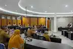 Suasana-Rapat-Kerja-Pansus-LKPJ-Gubernur-Gorontalo-Tahun-2025.jpg