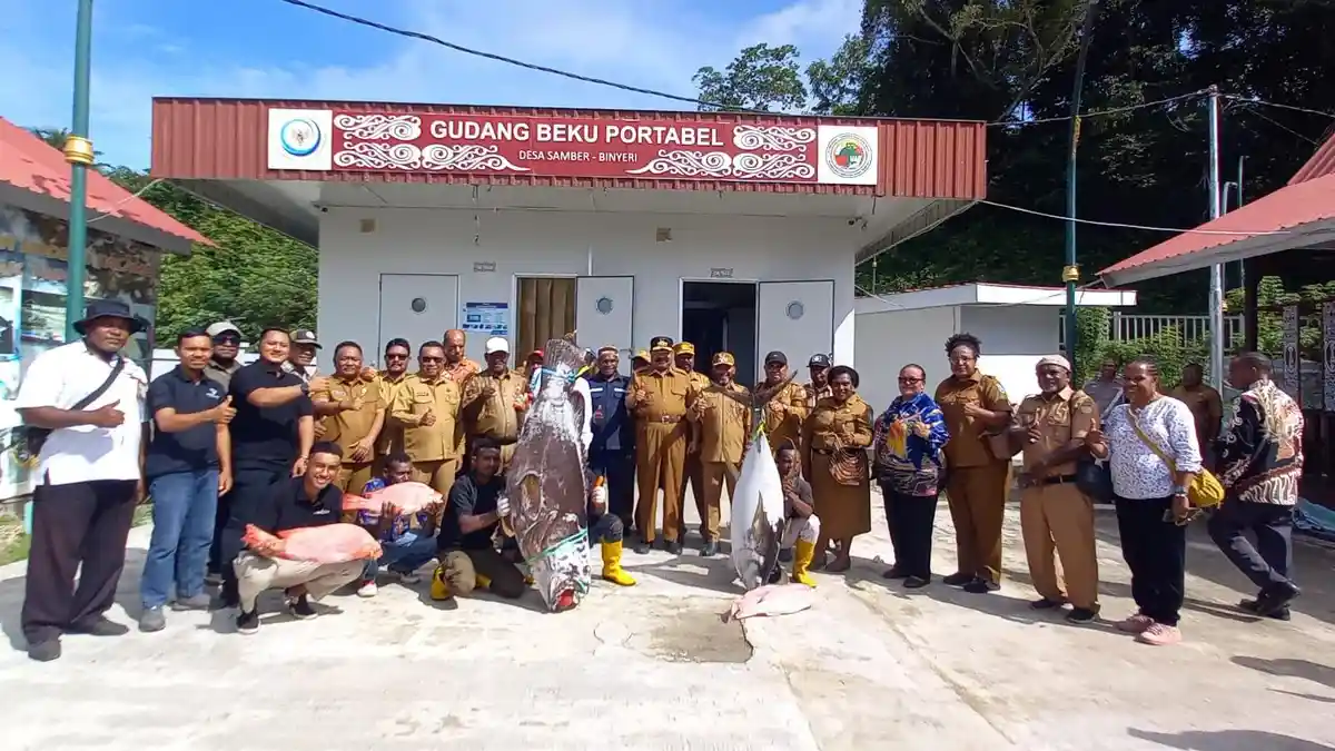 Gubernur Papua Pegunungan Tinjau Kampung Nelayan Modern di Biak Numfor