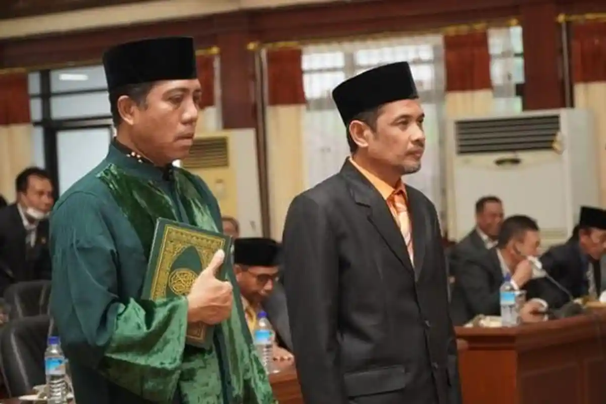 Yek Agil Resmi Menjabat sebagai Wakil Ketua DPRD NTB Gantikan Abdul Hadi