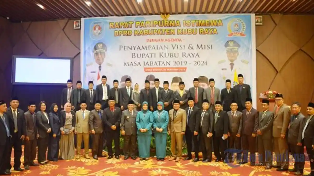 Bupati Kubu Raya Muda Mahendrawan Janji Lakukan Percepatan di Semua Sektor - penyampaian-visi-dan-misi-tersebut-digelar-melalui-sidang-paripurnafile1.jpg