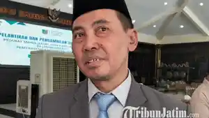 Kepala-BKPSDM-Jombang-Anwar-usai-agenda-pelantikan-dan-sumpah-jabatan-di-Pendopo-Jombang.jpg