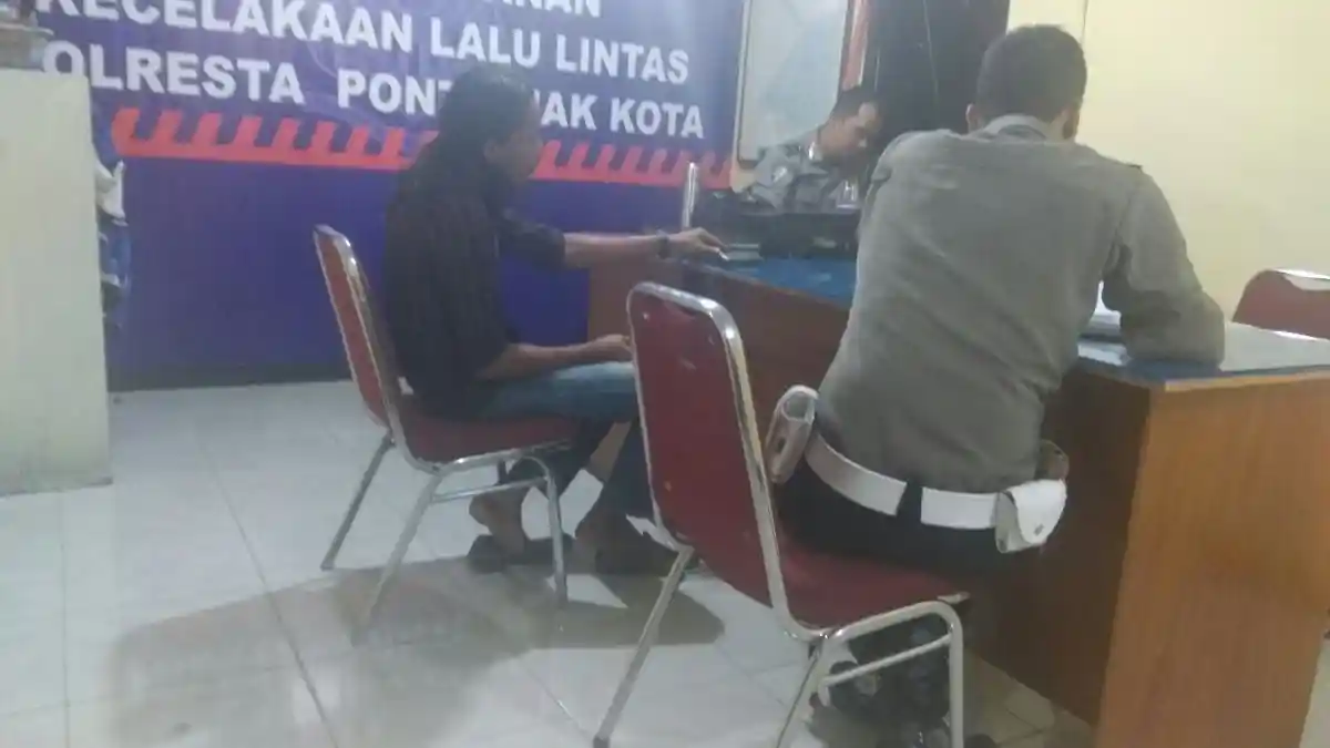 BREAKING NEWS: Sopir Avanza Diduga Pelaku Tabrak Lari Nyaris Dihakimi Massa, Ini Identitasnya