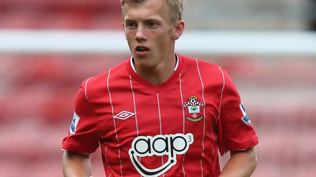 James Ward-Prowse Lima Tahun Lagi di Southampton