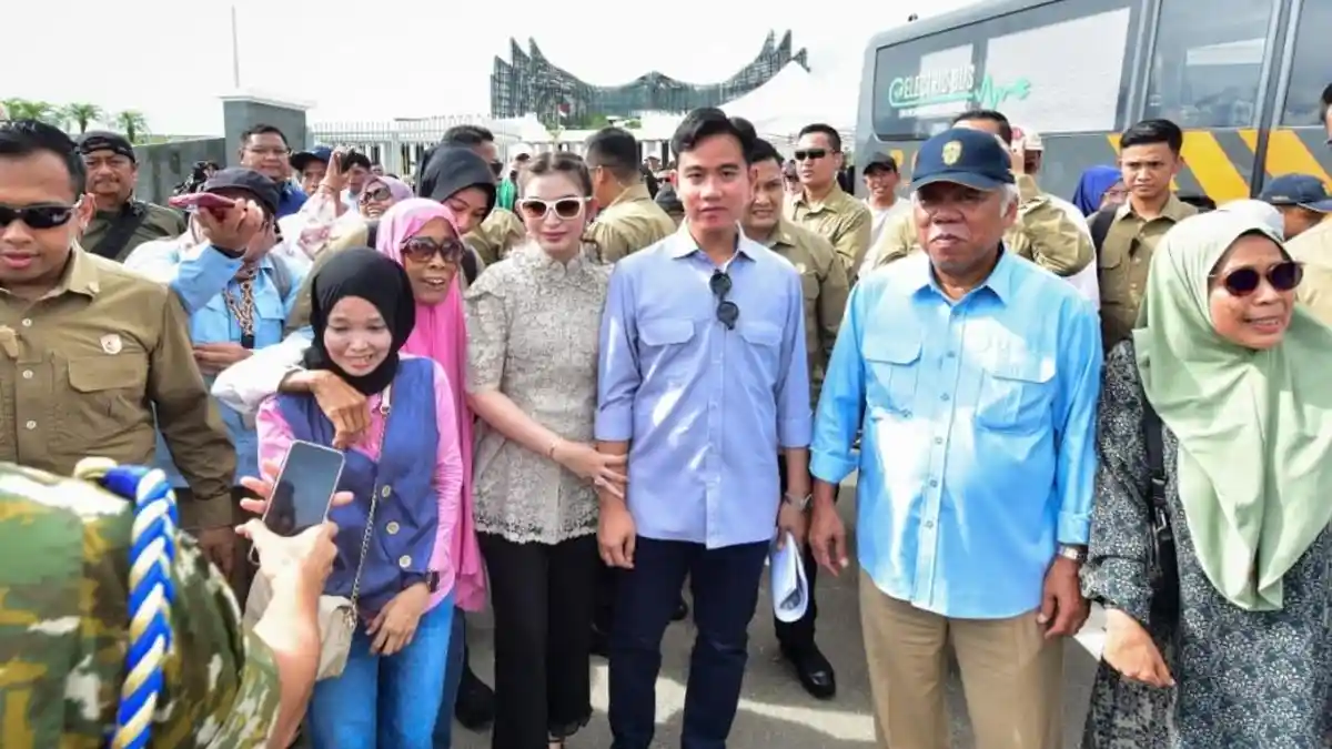 Libur Akhir Tahun, Wapres Gibran Sapa Ribuan Pengunjung IKN