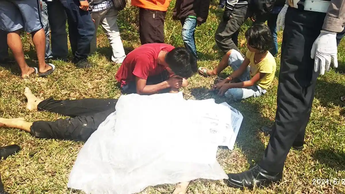 Anaknya Temukan Mayat Kalinus Zai di Pinggir Jalan, Ternyata Ditipu Penjahat Menyamar