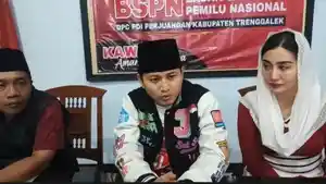 Mochamad-Nur-Arifin-tengah-Klaim-Unggul-80-Persen-dalam-Pilkada-Trenggalek-2024.jpg
