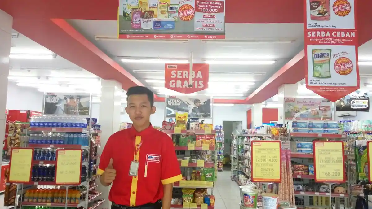 Promo Akhir Tahun, Belanja di Alfamart Double Untung