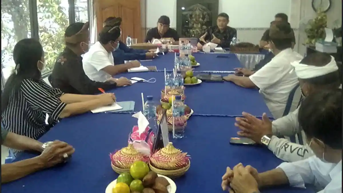 Bupati Jembrana Nengah Tamba Terima Kunjungan Anggota DPD RI Dapil Bali