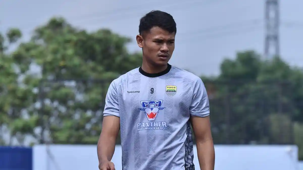 Ucapan Striker Persib Bandung Dimas Drajad kepada Shi Tae-yong, yang  Kontraknya Diputus PSSI