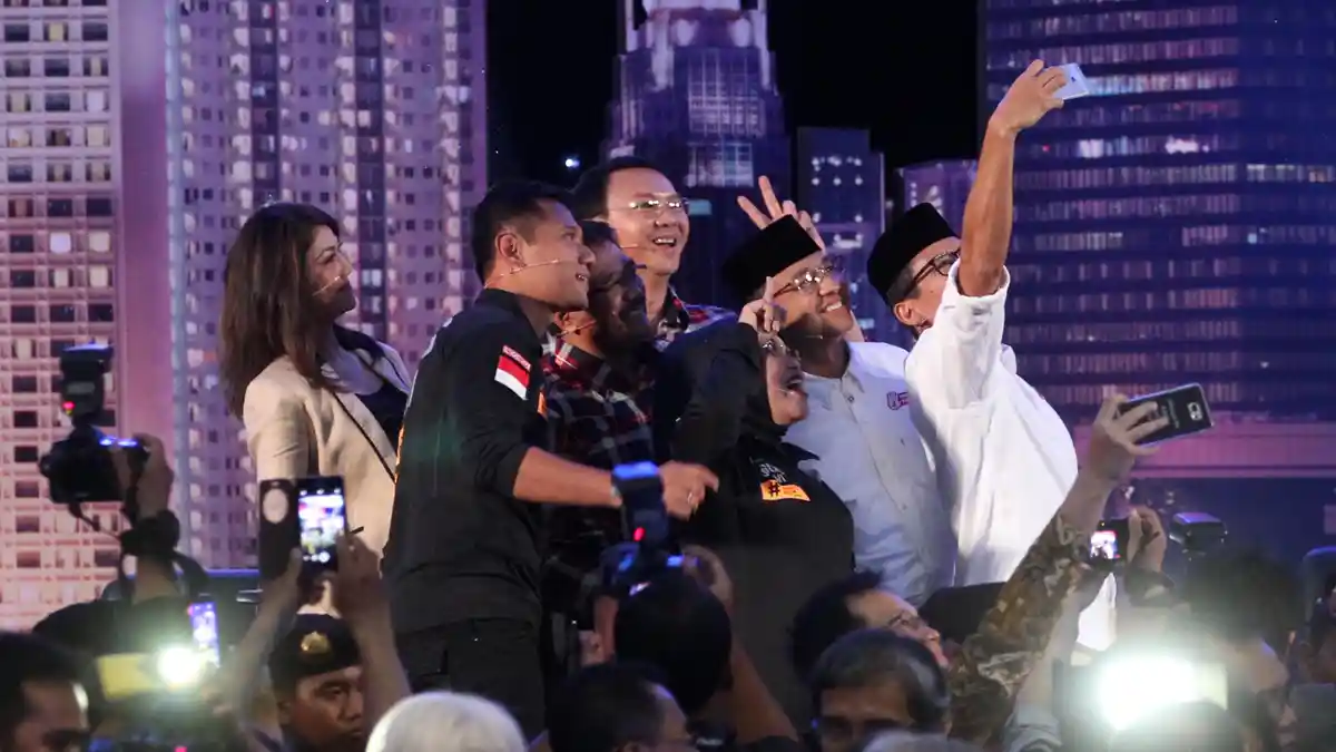 Poltracking Beberkan Kelebihan Ahok dan Anies Saat Debat Pertama