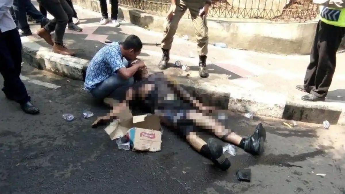 Kisah Ridwan, Pelajar yang Menolong Polisi Terbakar Dalam Unjuk Rasa di Cianjur