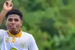 Korneles-Howay-naik-level-ke-tim-utama-Barito-Putera.jpg