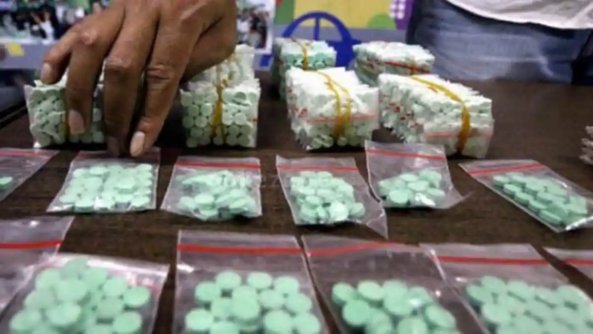 Sempat Lari dari Kejaran Petugas, Dua Pemilik Narkotika Ini Akhirnya Mendekam 6,6 Tahun Penjara