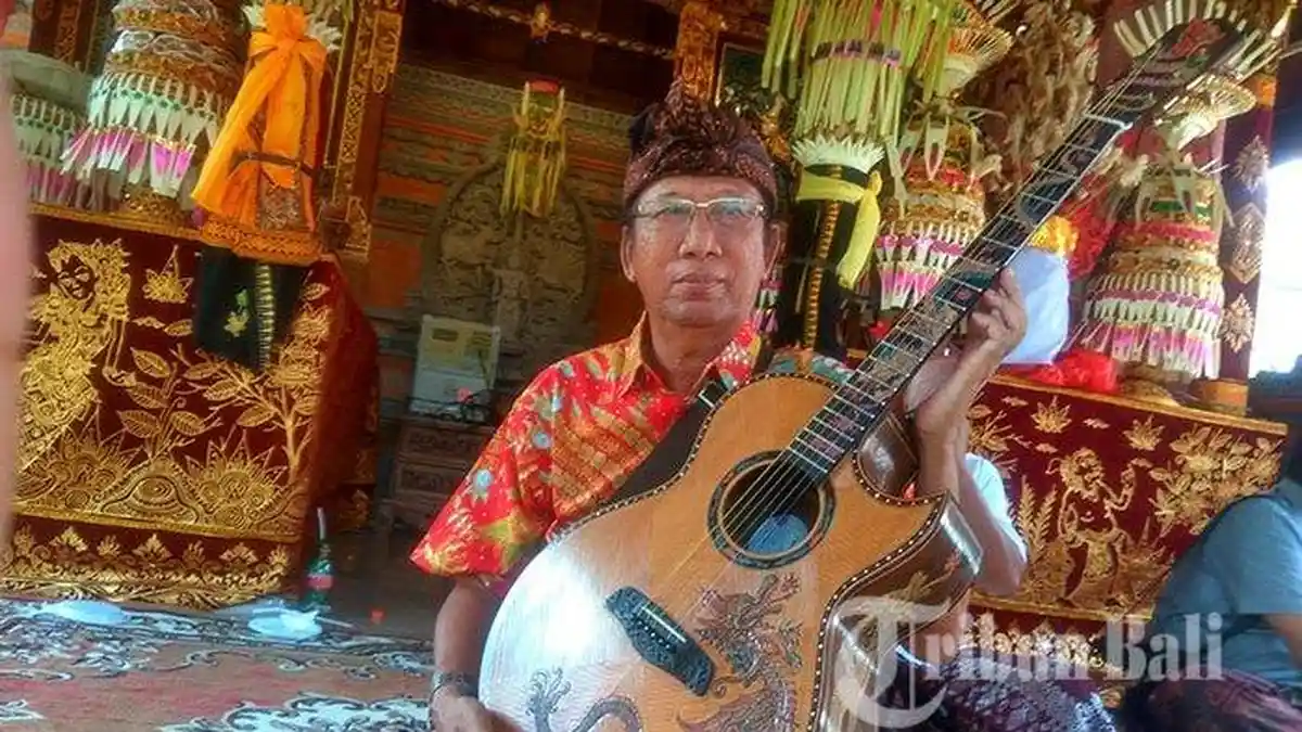 Gitar Buatan Orang Bali Bernilai Rp 126 Juta Dijual dengan Mata Uang Dolar