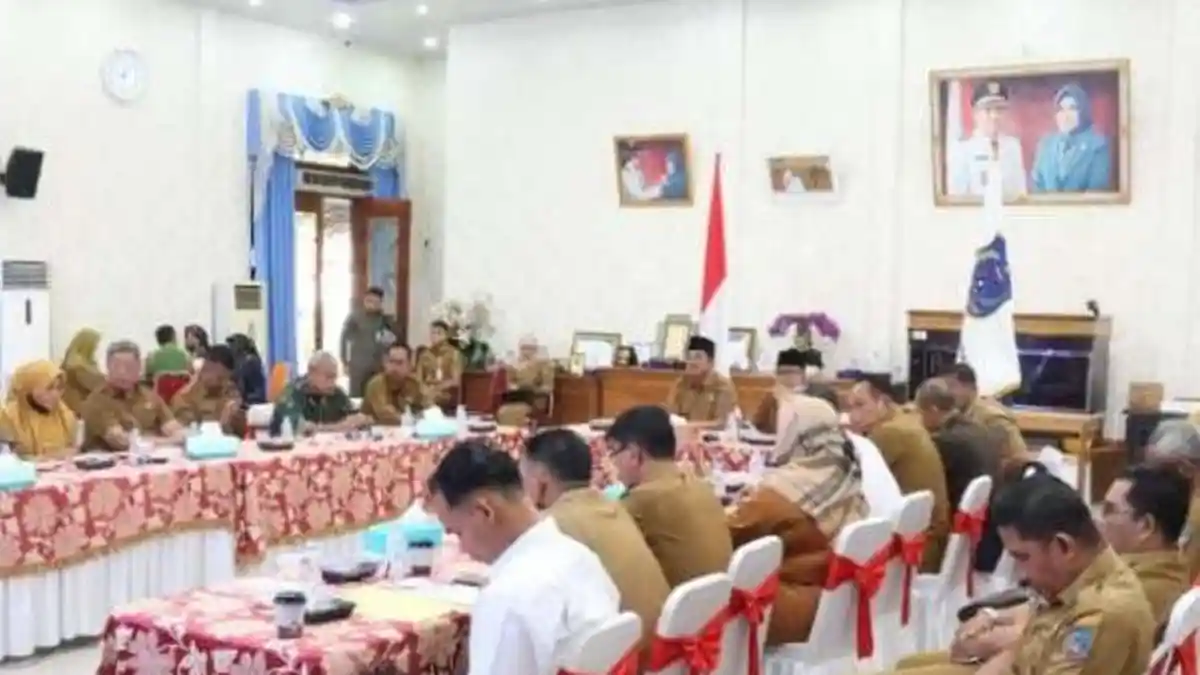 Pemkab Tanjabbar imbau OPD pantau harga bahan pokok jelang ramadhan
