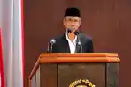 Anggota-Komisi-B-DPRD-Jatim-Khusnul-Khuluk-TELUR.jpg
