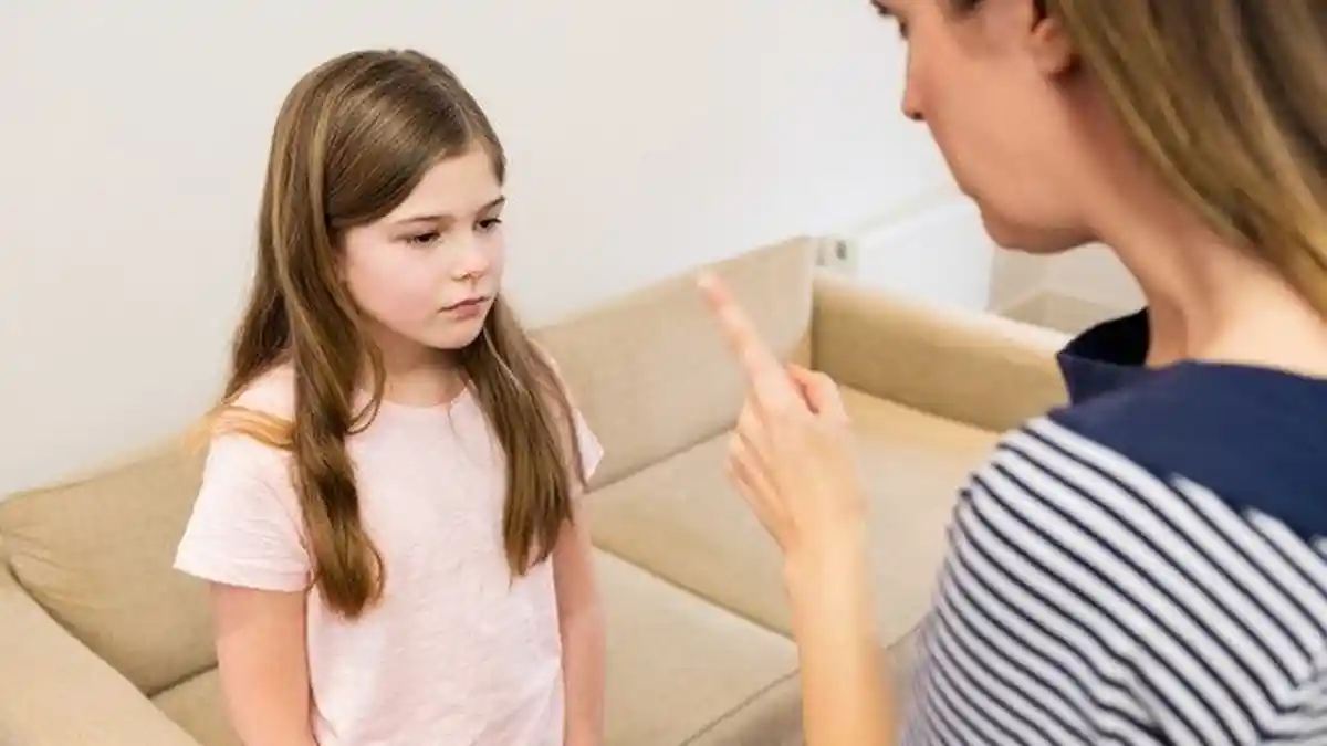 Sering Ucapkan 'Jangan' Kepada Anak, Ternyata Punya Dampak Buruk di Masa Depan!