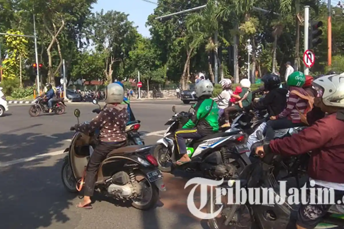 Uji Coba Rekayasa Jalan Simpang Darmo kerap Macet, Dishub: Satu Minggu Kita Evaluasi