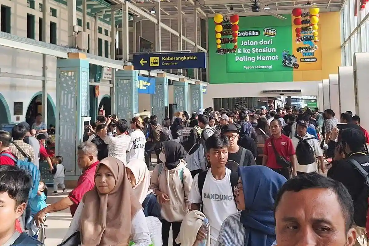 KAI Imbau Penumpang Tak Bawa Barang Berlebihan di Momen Libur Nataru, Ini Batas Maksimal Bagasi