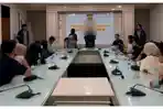 Momen-WO-Marwah-Dipertemukan-dengan-Korban-yang-Ditipunya.jpg