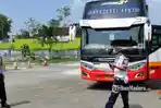 Curahan Hati Awak Bus Terminal Patria Kota Blitar, Berat Tapi Harus Taati Kebijakan Larangan Mudik