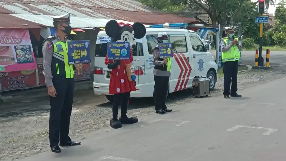Satlantas Kapuas Sosialisasikan 3M Kepada Pengguna Jalan