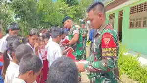 Yayasan-Masyarakat-Peduli-Perbatasan-Indonesia-MPPI-bersama-dengan-Tentara-Nasional-Indonesia.jpg