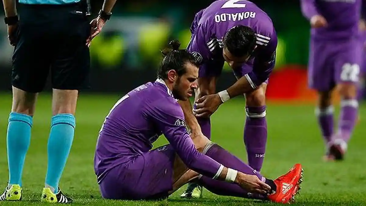 Tak Kunjung Hengkang, James Rodriguez dan Gareth Bale pada Akhirnya Tetap di Real Madrid?