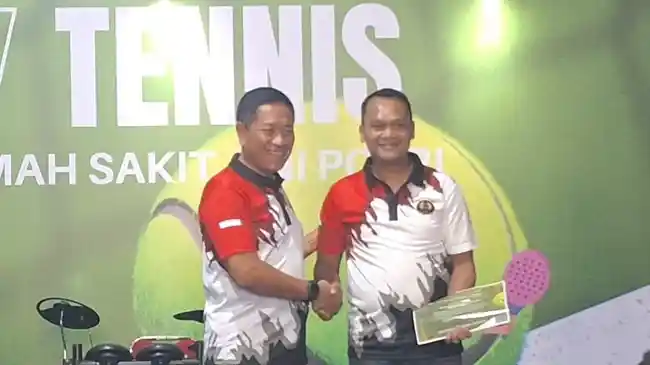 Tenis Wadah Sinergi Nakes TNI/Polri, Wamenhan Donny Ermawan: Selain Menyehatkan, Juga Bikin Kompak