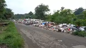 sampah-di-gebang-kulon-cirebon.jpg