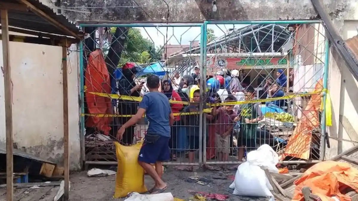 Foto-foto Kondisi Terkini Pasar Tempe Sengkang Pasca Terbakar - pasca-kebakaran-hebat-yang-melanda-pasar-tempe5.jpg