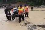 Jembatan-Darurat-Putus-Dihantam-Banjir.jpg