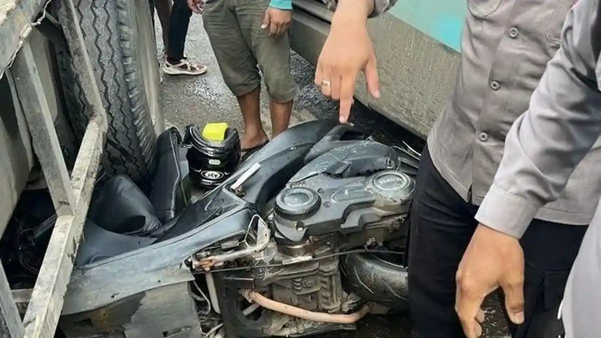 Viral Aksi Heroik Bripda Novandro, Relakan Motornya Hancur Demi Cegah Tabrakan Beruntun